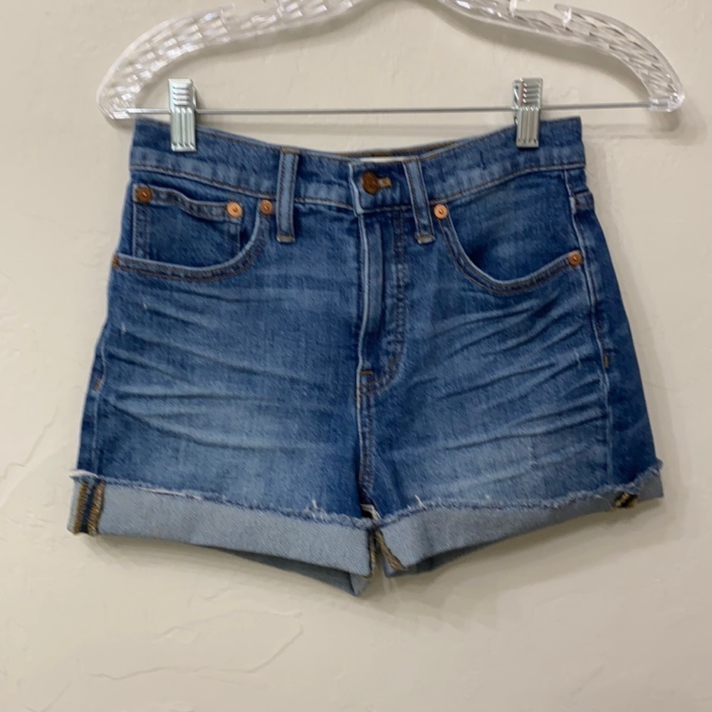 Madewell high-rise denim shorts size 24